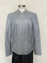 Load image into Gallery viewer, Capture leather jacket: Size 16
