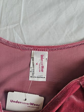 Load image into Gallery viewer, Undercover Wear top: size M
