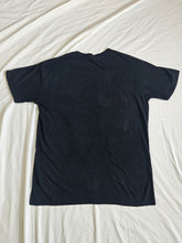 Load image into Gallery viewer, Soundmerch t-shirt: Size L
