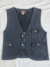 Cargar imagen en el visor de la galería, Lauren vest: Size M
