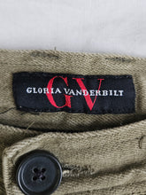 Load image into Gallery viewer, Gloria Vanderbilt jeans: Size 12
