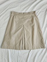 Load image into Gallery viewer, Pencil skirt: Size 6 - 8
