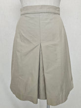 Load image into Gallery viewer, Pencil skirt: Size 6 - 8

