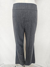 Load image into Gallery viewer, Spiral pants: Size 12
