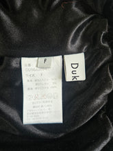 Load image into Gallery viewer, Dukkah shorts: Size 8 - 10
