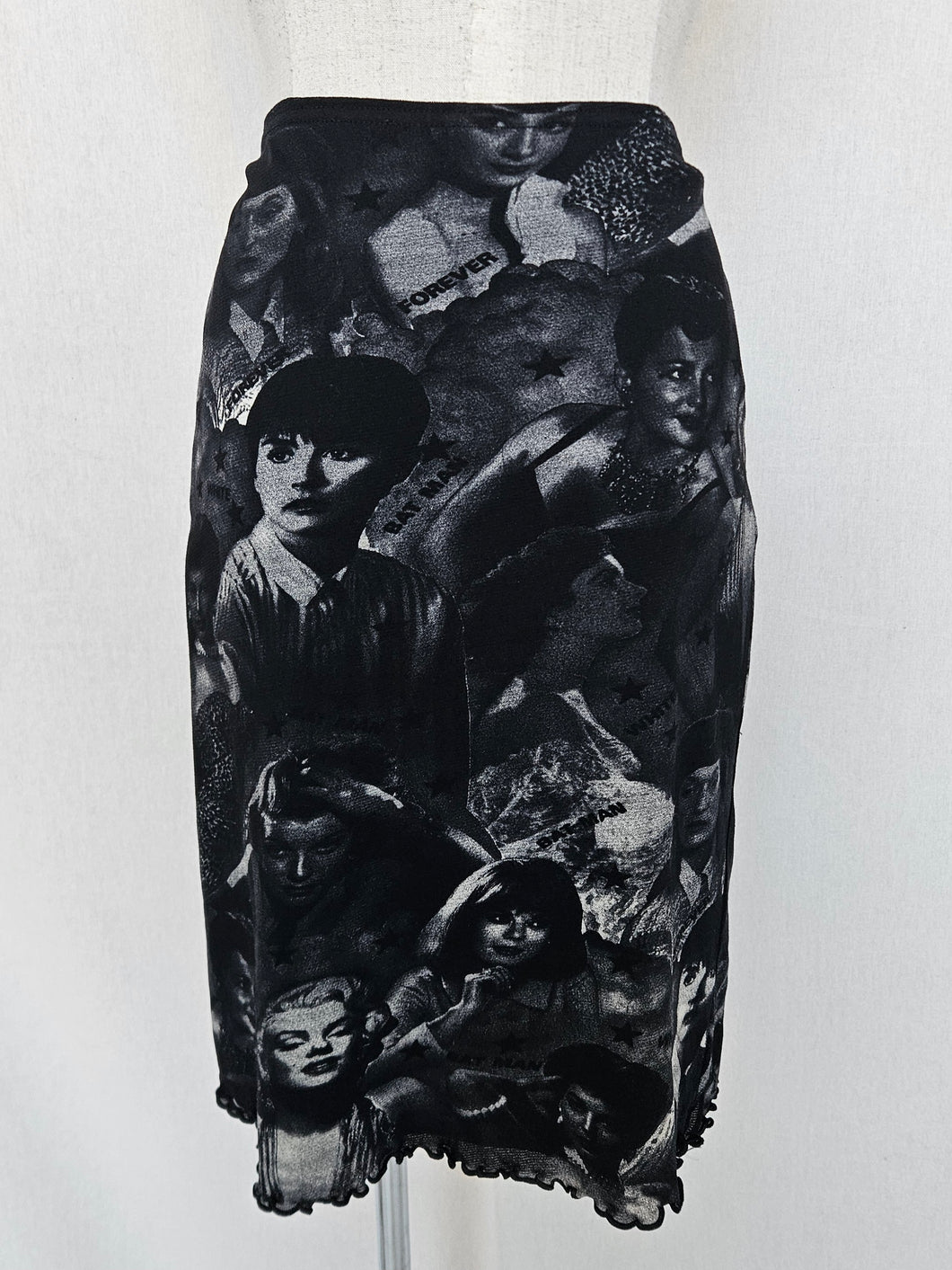 Tightrope skirt: Size M