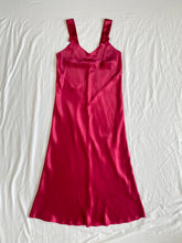 Load image into Gallery viewer, Satin dress: Size S

