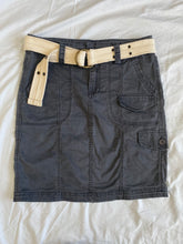 गैलरी व्यूवर में इमेज लोड करें, Urban skirt: Size 10
