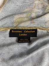 Load image into Gallery viewer, Besarani kimono: Free size
