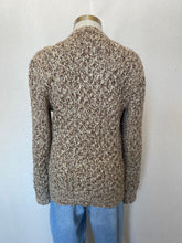 Load image into Gallery viewer, Handmade cardigan: Size S
