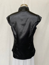 Load image into Gallery viewer, Pagani blouse: Size 14
