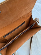Lade das Bild in den Galerie-Viewer, Retro handbag
