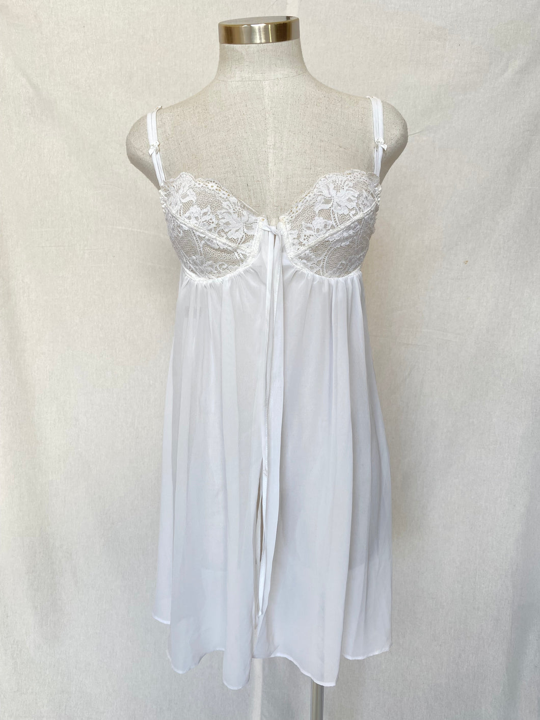 Temptations night dress: Size 34C