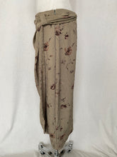 Load image into Gallery viewer, Soeur skirt: Size 12

