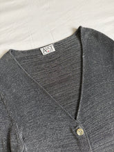 Load image into Gallery viewer, Aust cardigan: Size M
