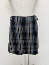 Lade das Bild in den Galerie-Viewer, Monde skirt: Size 10

