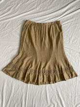 Load image into Gallery viewer, Kamiko skirt: Size 18
