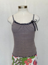 Load image into Gallery viewer, ID Debut top: Size S
