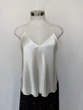 गैलरी व्यूवर में इमेज लोड करें, Essence cami: Size 12
