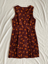 Load image into Gallery viewer, Princess Highway dress: Size 8
