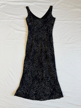 Load image into Gallery viewer, Capture dress: Size 10
