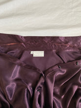 Load image into Gallery viewer, Classics shirt: Size 12
