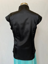 Load image into Gallery viewer, Pagani blouse: Size 14
