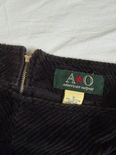 将图片加载到图库查看器，American Outpost skirt: Size 10
