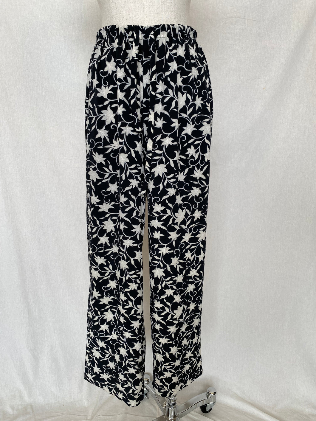 Blast Point pants: Size M