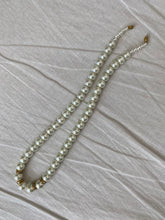 Load image into Gallery viewer, Pearl diamanté necklace
