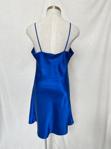 Satin night dress: Size M