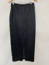 将图片加载到图库查看器，Shanice skirt: Size L
