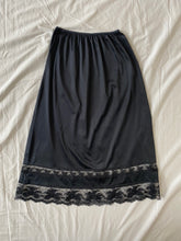 गैलरी व्यूवर में इमेज लोड करें, Jonrae skirt: Size 10
