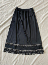 गैलरी व्यूवर में इमेज लोड करें, Jonrae skirt: Size 10
