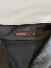 Load image into Gallery viewer, Pagani blouse: Size 14
