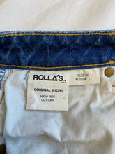 Load image into Gallery viewer, Rolla’s shorts: Size 11/29
