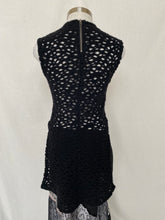 Load image into Gallery viewer, Reign top: Size 8
