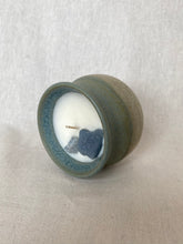 Load image into Gallery viewer, Pear candle
