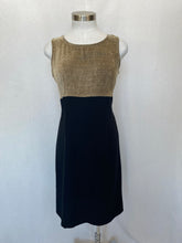 Load image into Gallery viewer, Coldwater dress: Size 6
