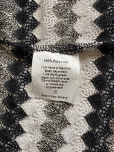 Load image into Gallery viewer, Y2K shawl: Size M
