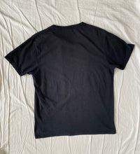 Lade das Bild in den Galerie-Viewer, Channel t-shirt: Size XL
