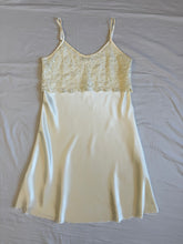 Load image into Gallery viewer, Adora dress: Size 12
