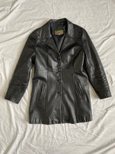 Load image into Gallery viewer, Venetti leather jacket: Size L
