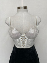 Lade das Bild in den Galerie-Viewer, Vamp bralette: Size 12B
