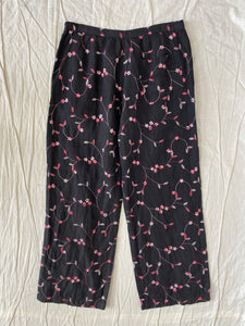 Essence pants: Size 38