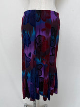 Load image into Gallery viewer, Merric skirt: Size 16
