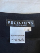 Load image into Gallery viewer, Decisions skirt: Size 12
