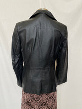 将图片加载到图库查看器，Capture jacket: Size 10
