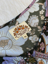 Lade das Bild in den Galerie-Viewer, Nine Lives Bazaar dress: Size 10

