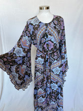 Lade das Bild in den Galerie-Viewer, Nine Lives Bazaar dress: Size 10
